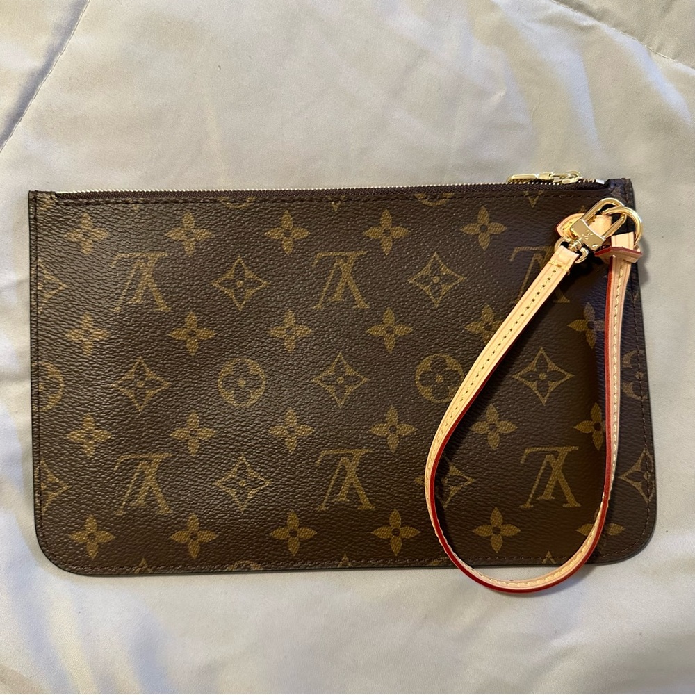 Louis Vuitton Wristlet Monogram